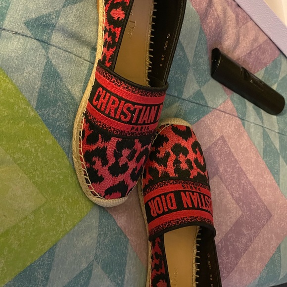 CHRISTIAN DIOR
Cotton Embroidered Leopard Print Granville Espadrille - Picture 2 of 4